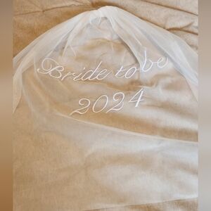 Six stories bride to be 2024 veil